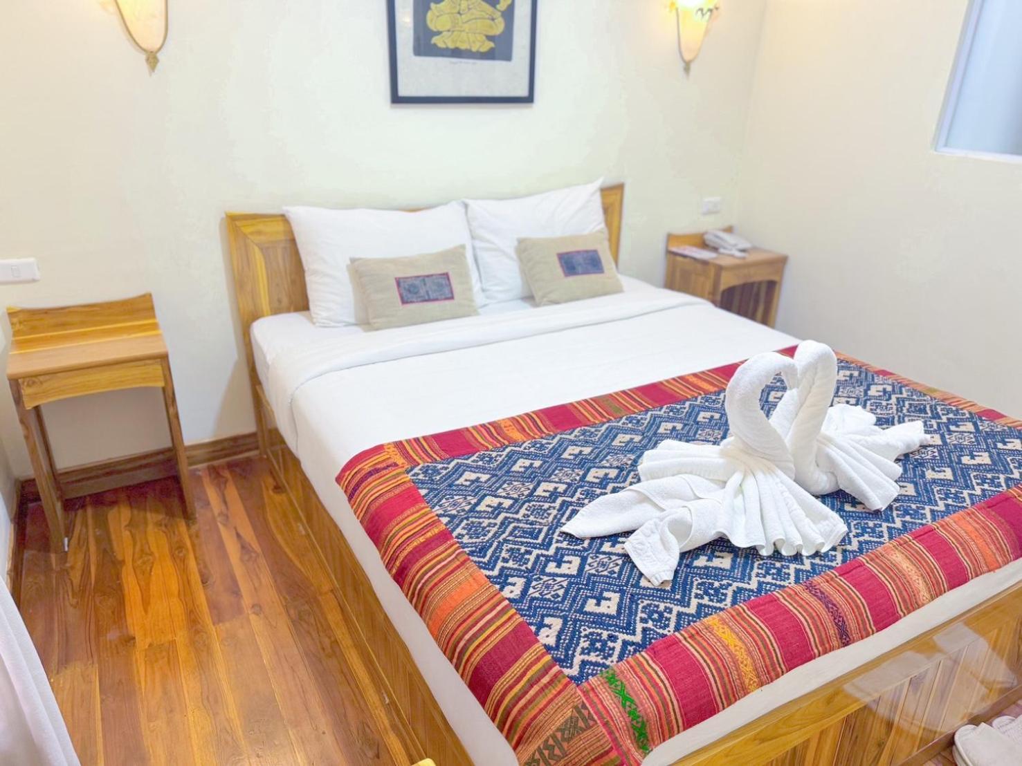 Luang Phasouk Hotel Луанг Прабанг Екстериор снимка