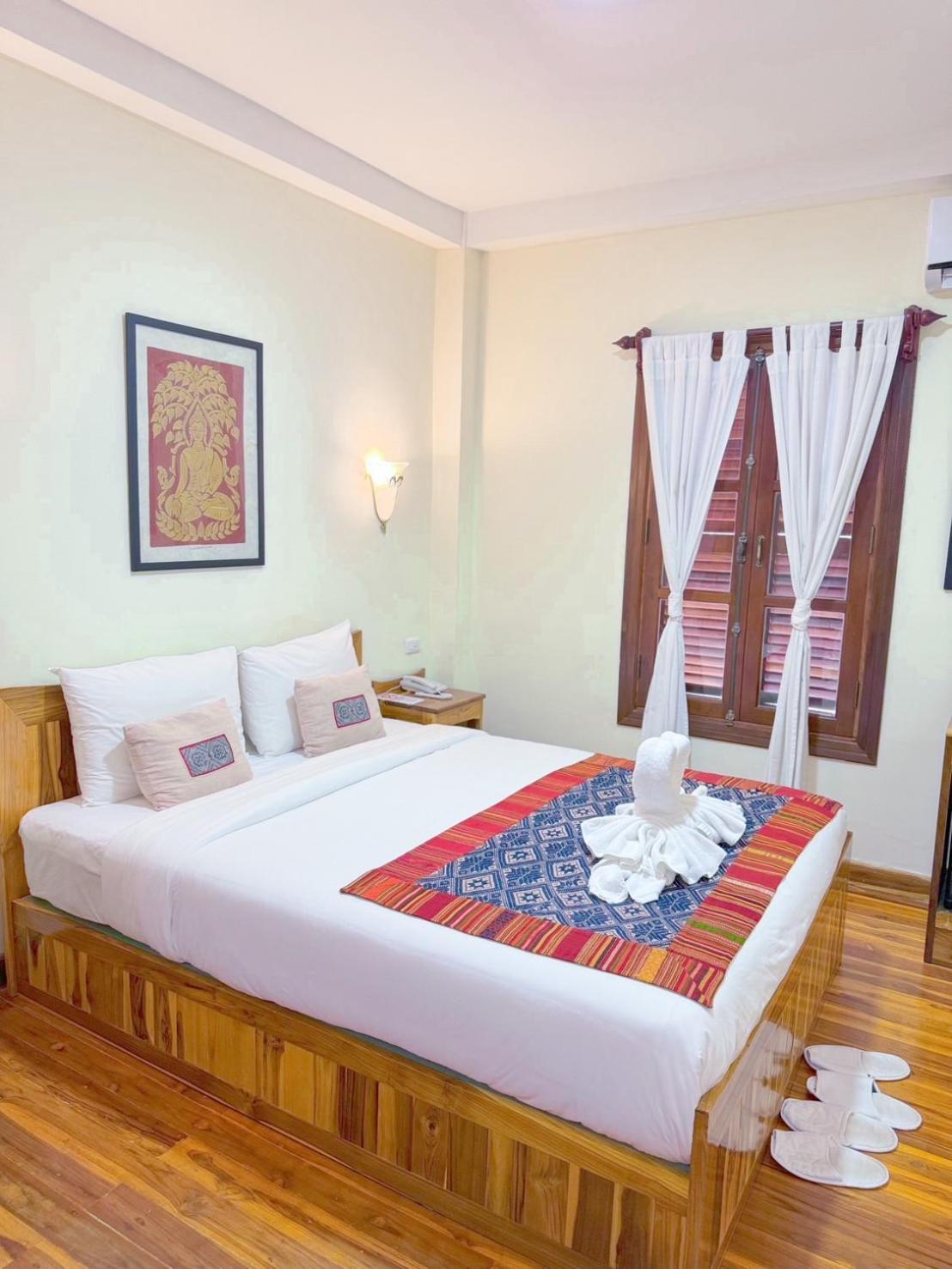 Luang Phasouk Hotel Луанг Прабанг Екстериор снимка